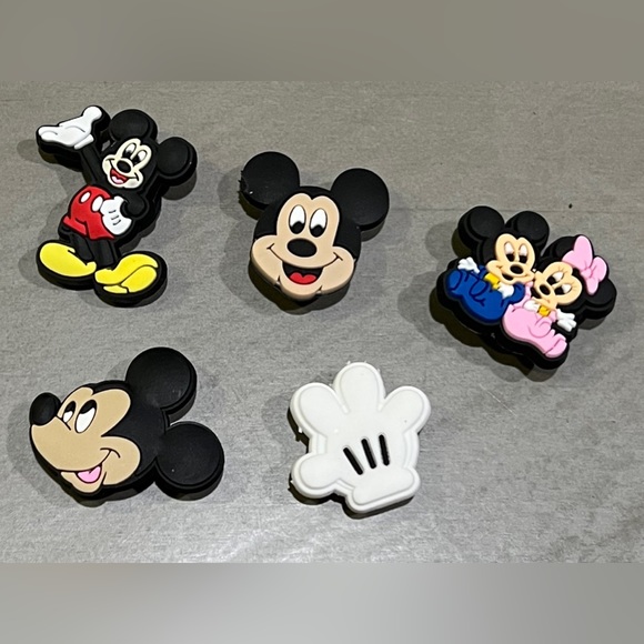 15 Disney Croc Shoe Charms Jibbitz - Picture 3 of 3